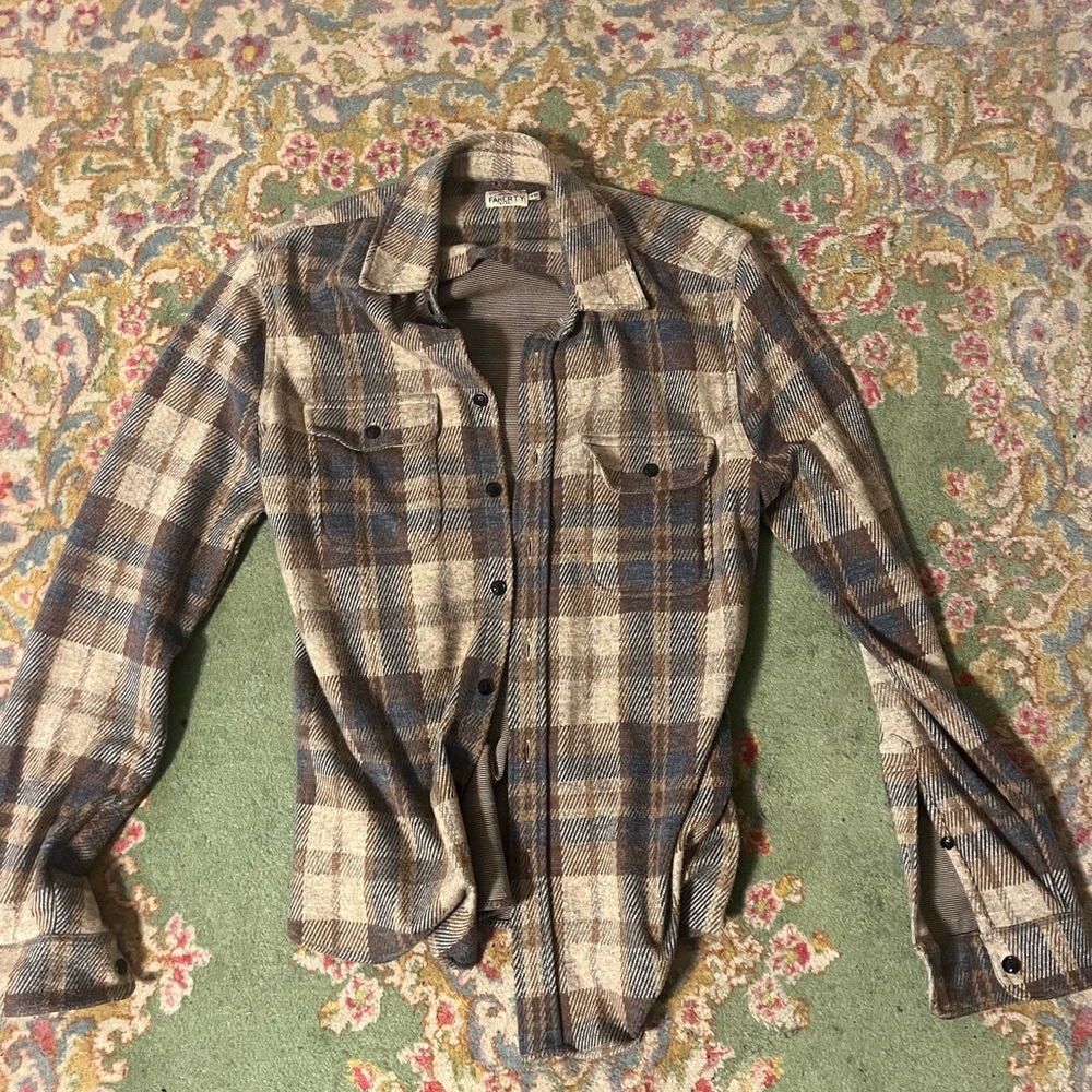 Faherty Men’s Legend Sweater shirt - great condition - incredibly comfy!